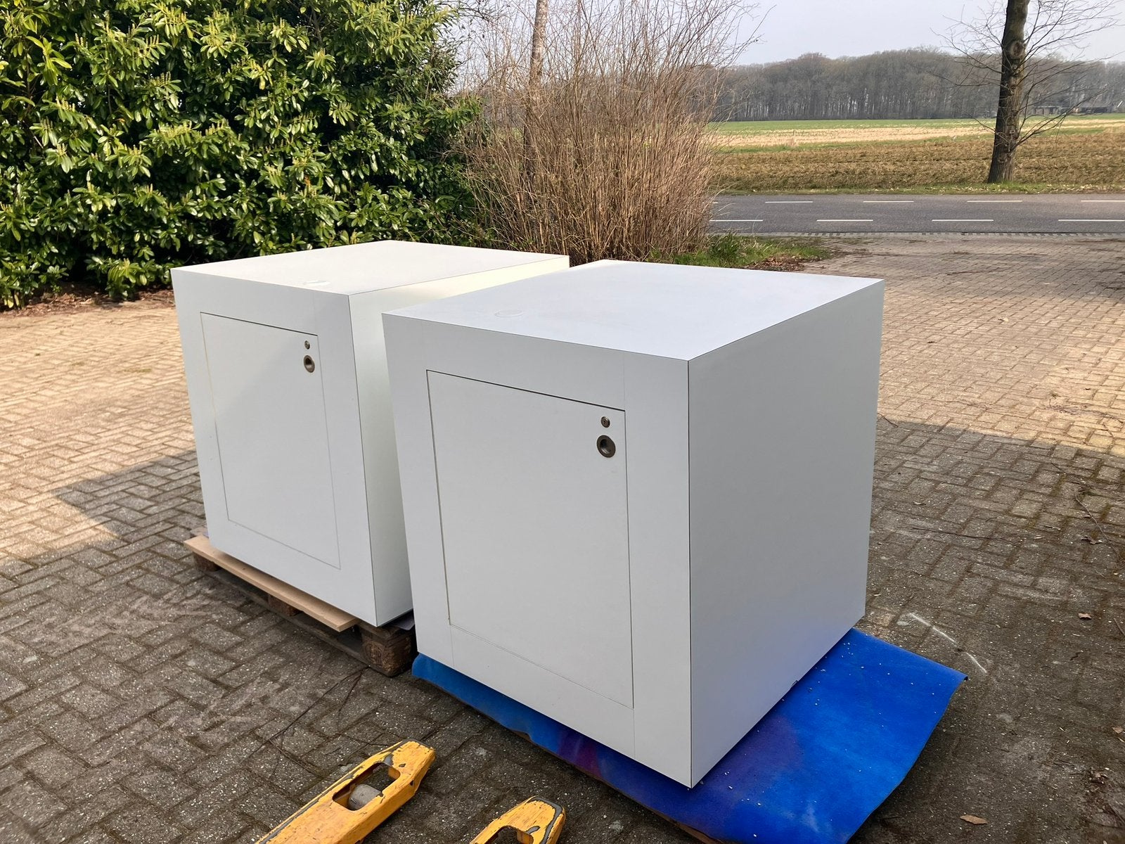 2Presentatieblokken 90x90x100cm, Ophalen, Gebruikt