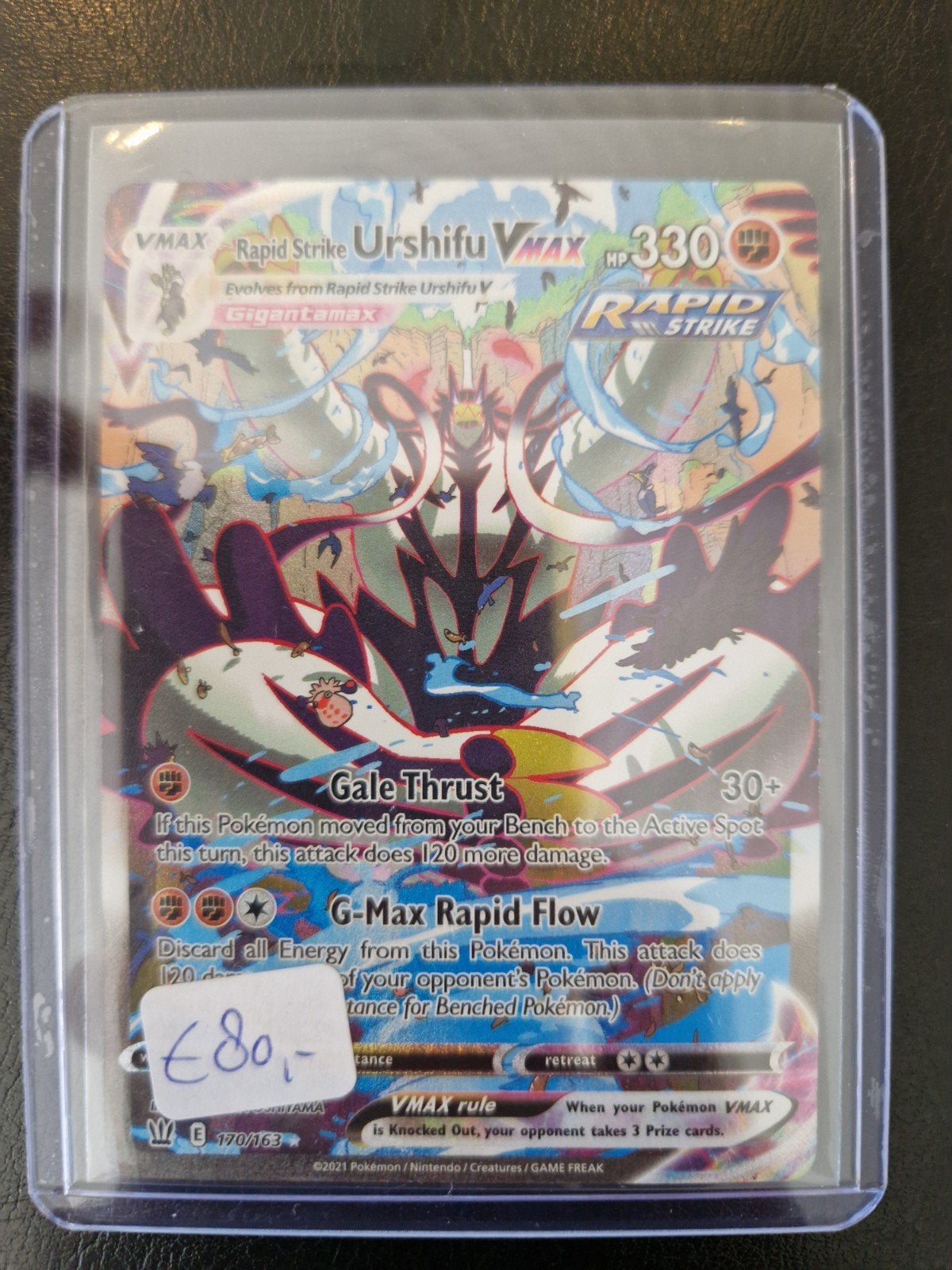 Urshifu VMAX Rapid Strike Pokémon kaart, Ophalen of Verzenden, Zo goed als nieuw, Losse kaart