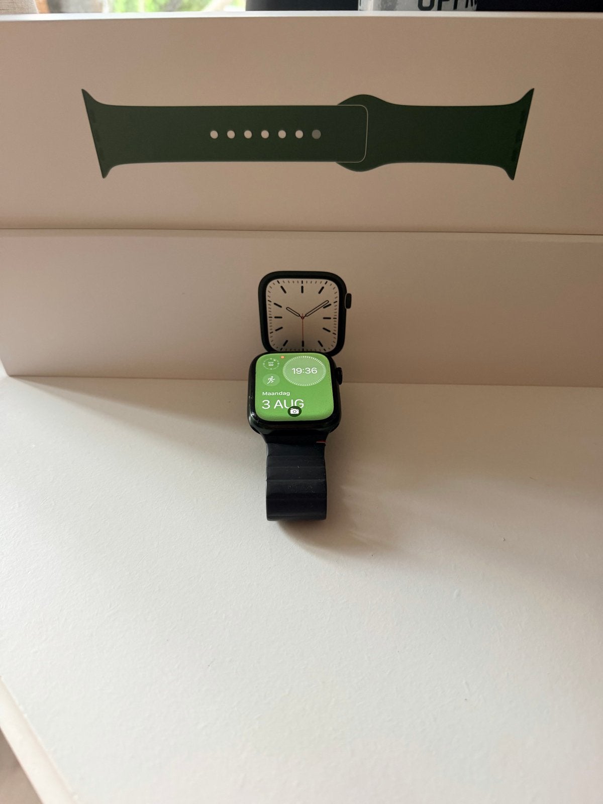 Apple Watch Series 7 45 mm - Groen Aluminium, Sieraden, Tassen en Uiterlijk, Smartwatches, IOS, Ophalen of Verzenden, Zo goed als nieuw