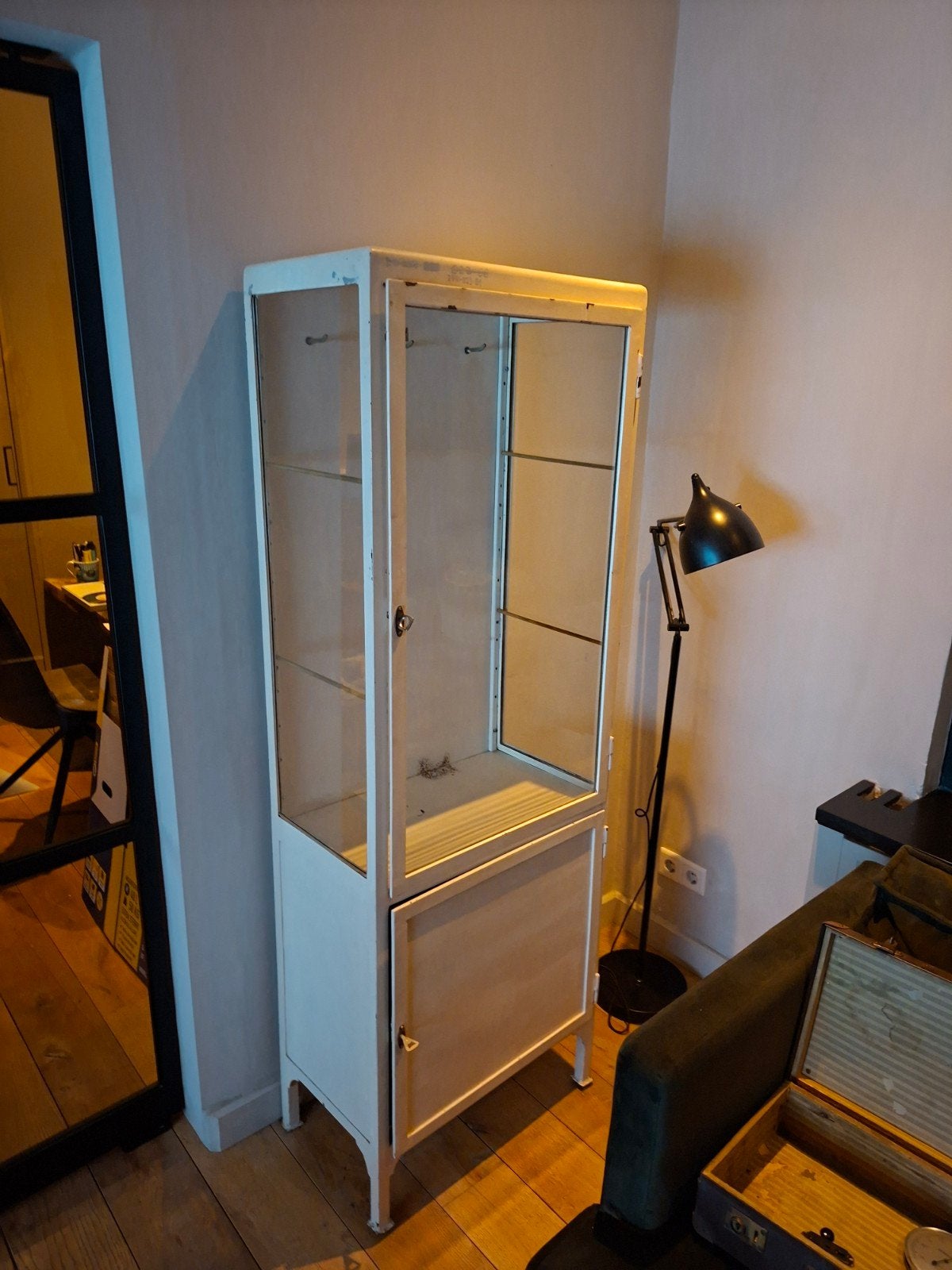 Zeer mooi apotheker kast, vintage, Ophalen, 50 tot 100 cm, Zo goed als nieuw, Glas