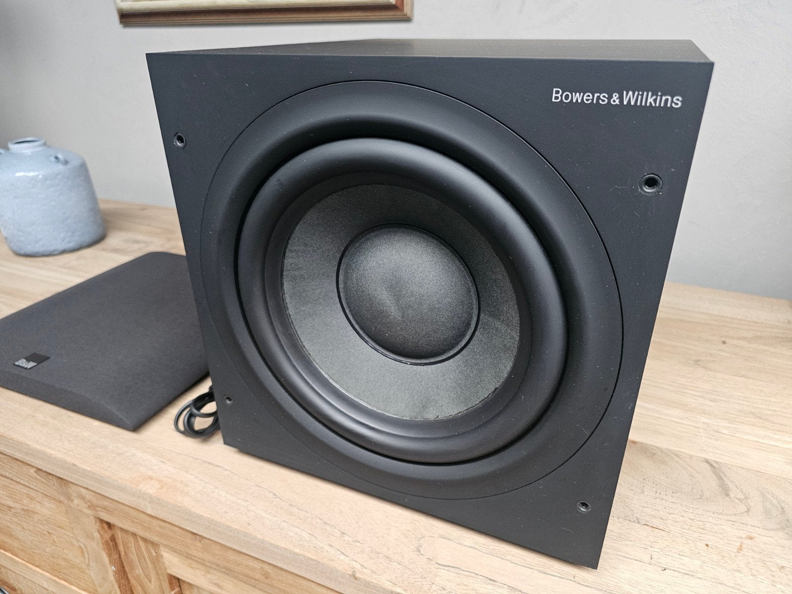 Bowers & Wilkins ASW610 zwart., Ophalen of Verzenden, Zo goed als nieuw, 150 watt of meer, Bowers & Wilkins (B&W)