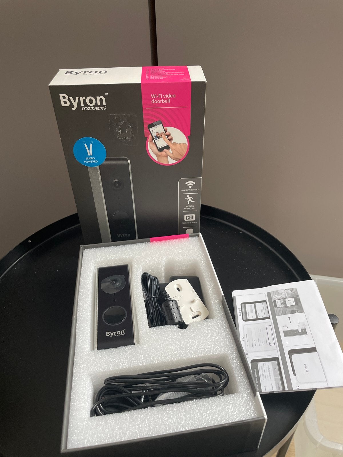 Byron Smartwares Wi-Fi Video Deurbel - Nieuw in doos, Ophalen of Verzenden, Bewegingsdetectiesensor, Nieuw, Draadloos