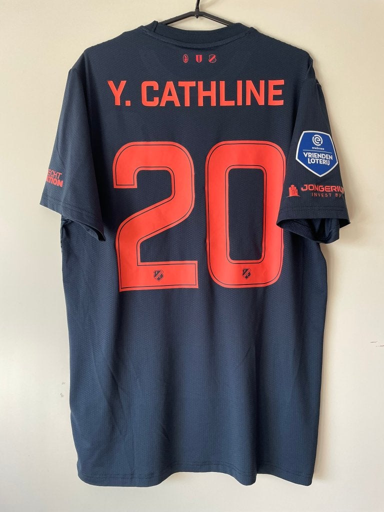 Y. Cathline FC Utrecht Castore Voetbalshirt Maat M 24/25 Uit, Ophalen of Verzenden, Zo goed als nieuw, Voetbal, Maat 48/50 (M)