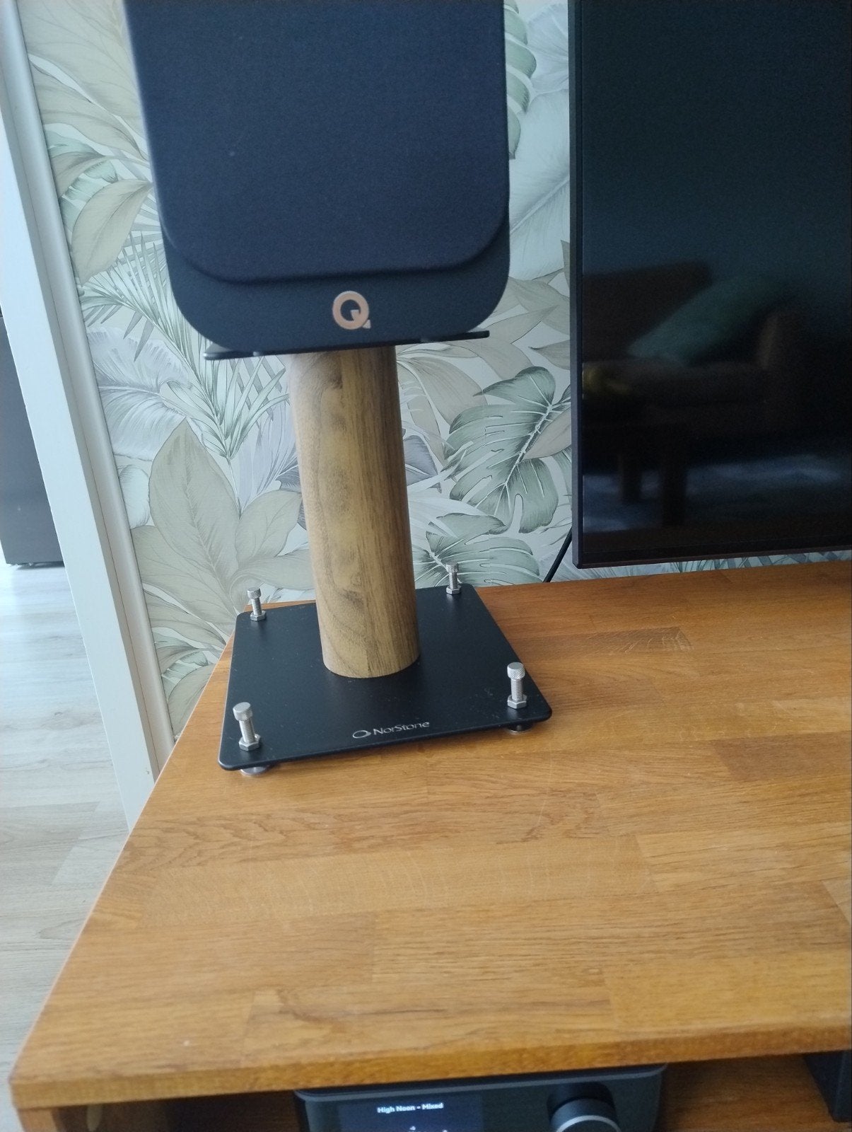NorStone Stylum S speaker stands
