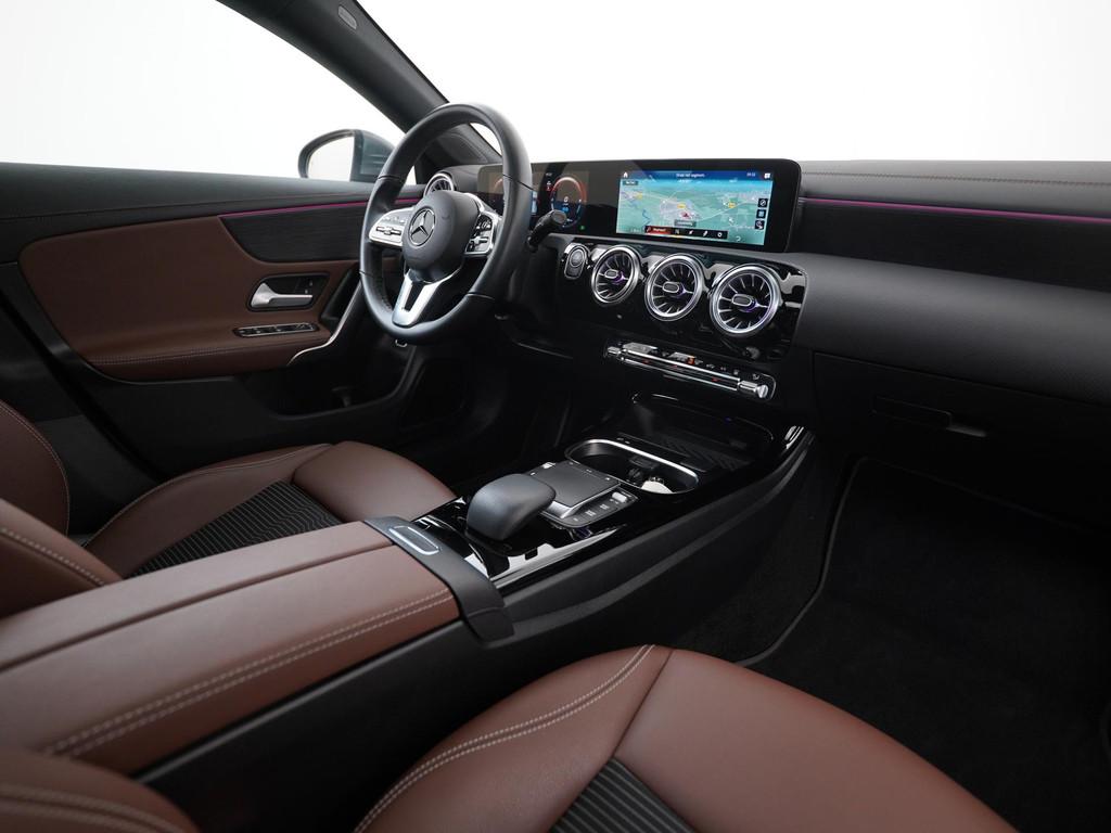 Mercedes-Benz CLA-klasse Shooting Brake 250e Progressive | W, Auto's, Mercedes-Benz, Stof, Gebruikt, 4 cilinders, 1645 kg