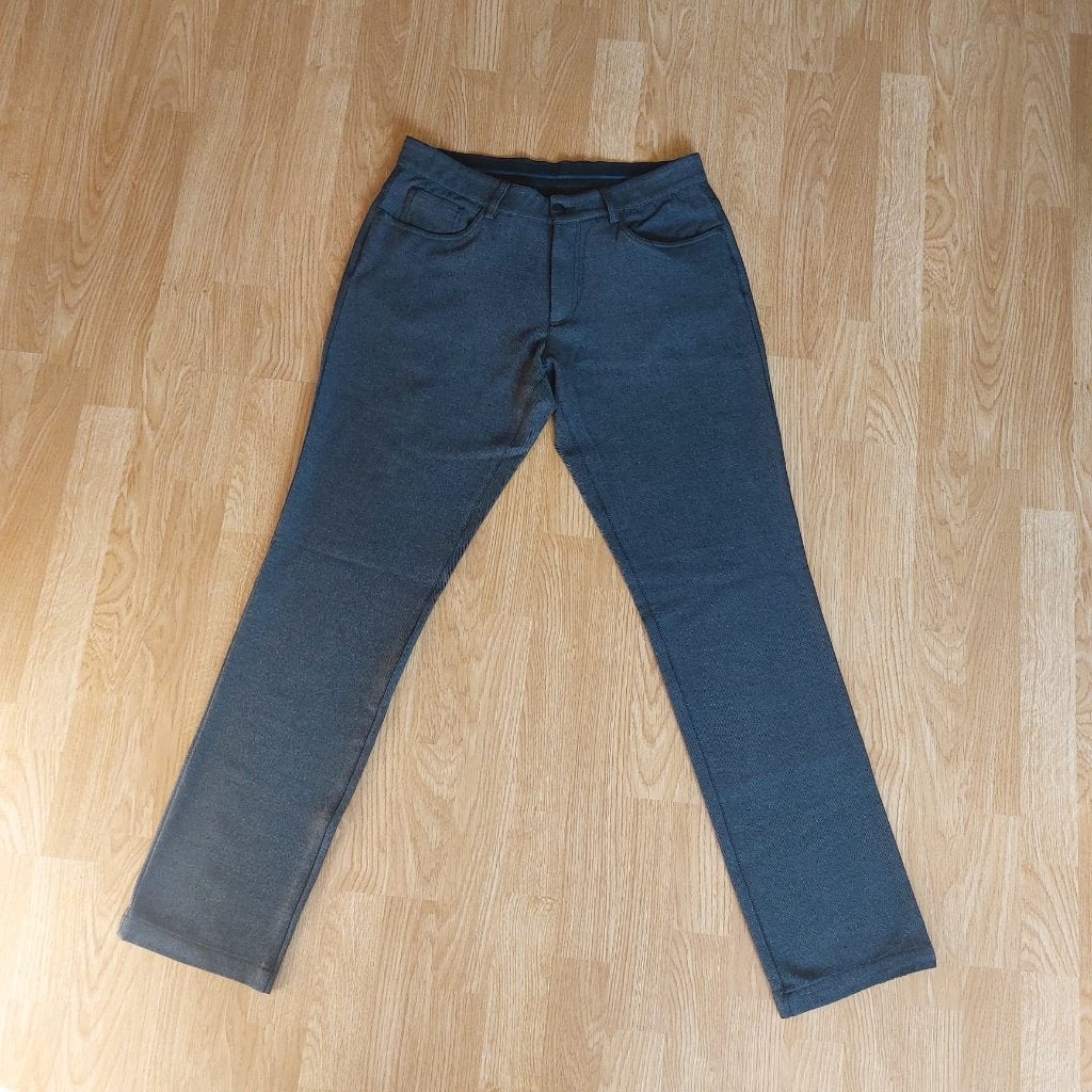 Donkergrijze broek Golfino (Unisex, Maat M),Art.nr. 3365616, Kleding | Dames, Ophalen of Verzenden, Zo goed als nieuw, Grijs, Lang