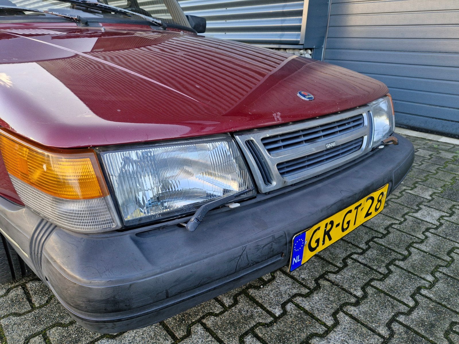 Saab 900 2.0 16 S HB U9 1993 Rood, Voorwielaandrijving, Stof, 4 cilinders, Origineel Nederlands