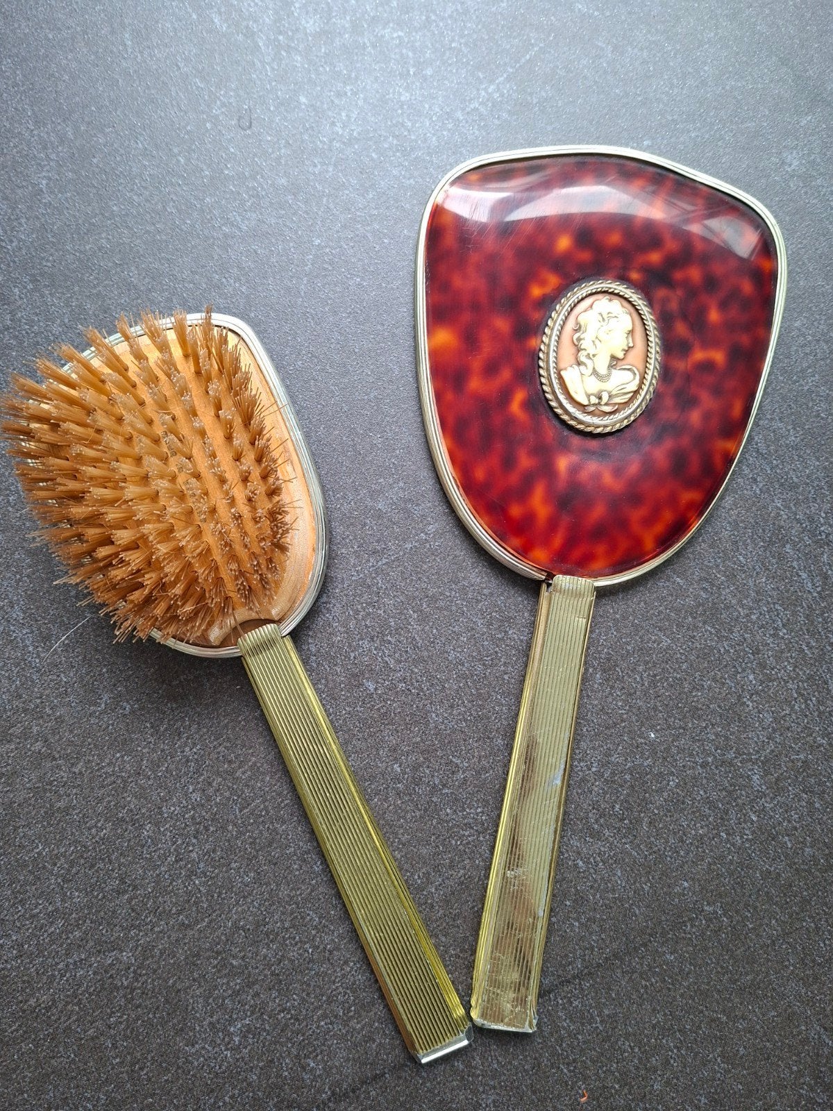 Vintage Spiegel en Borstel Set - Schildpadlook met Camee, Ophalen of Verzenden