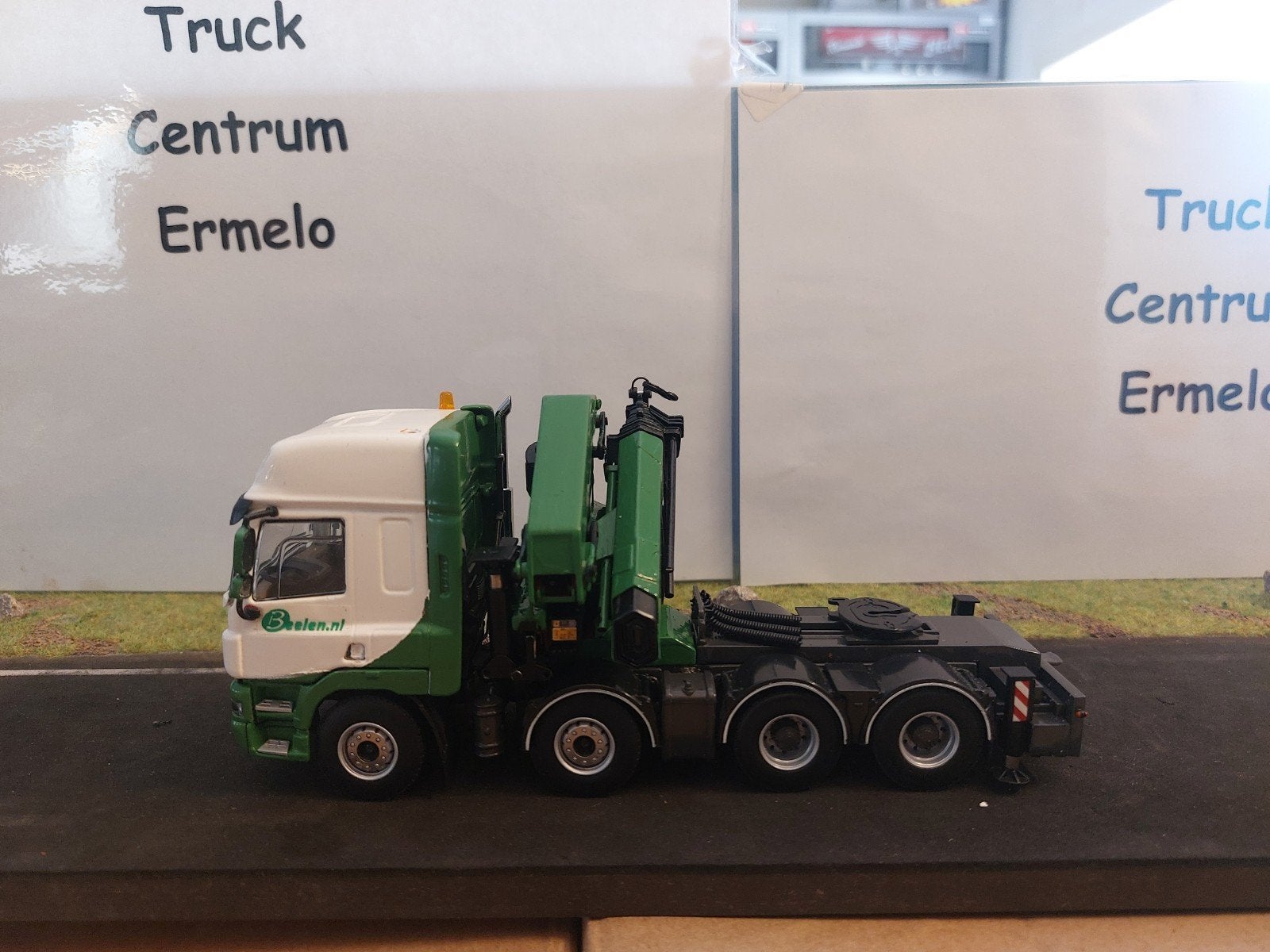 Beelen daf cf met PALFINGER kraan code 3
Verzending is voor, Ophalen of Verzenden, Nieuw, Bus of Vrachtwagen, Wsi