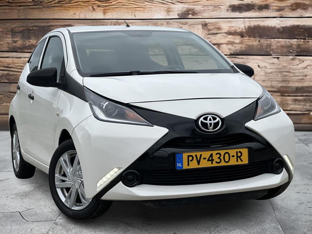 Toyota Aygo 1.0 VVT-i x-fun | NAP | NL Auto | Licht metalen, Auto's, Voorwielaandrijving, Stof, Gebruikt, Met garantie (alle)