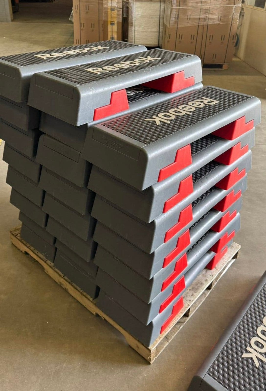 24 Reeboks Steps , 2 Reebok Deck Stepbank, Ophalen, Gebruikt, Stepbank