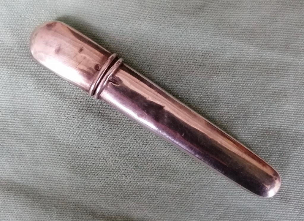 Zilveren naaldenkoker - Oud naaigerei, Ophalen of Verzenden, Zilver