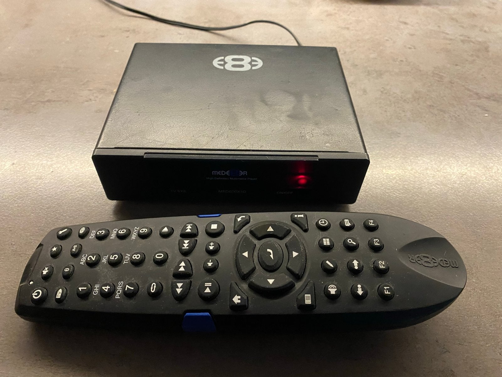 MEDE8ER MED600X3D High Definition Multimedia Player, Ophalen of Verzenden, Gebruikt, HDMI, Zonder harde schijf