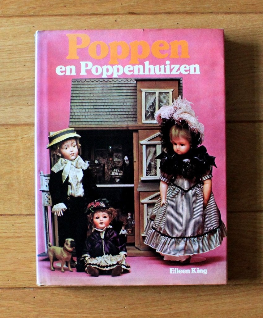 boek  poppen en poppenhuizen door Eilien King, Gelezen, Ophalen of Verzenden, Eileen King, Overige onderwerpen