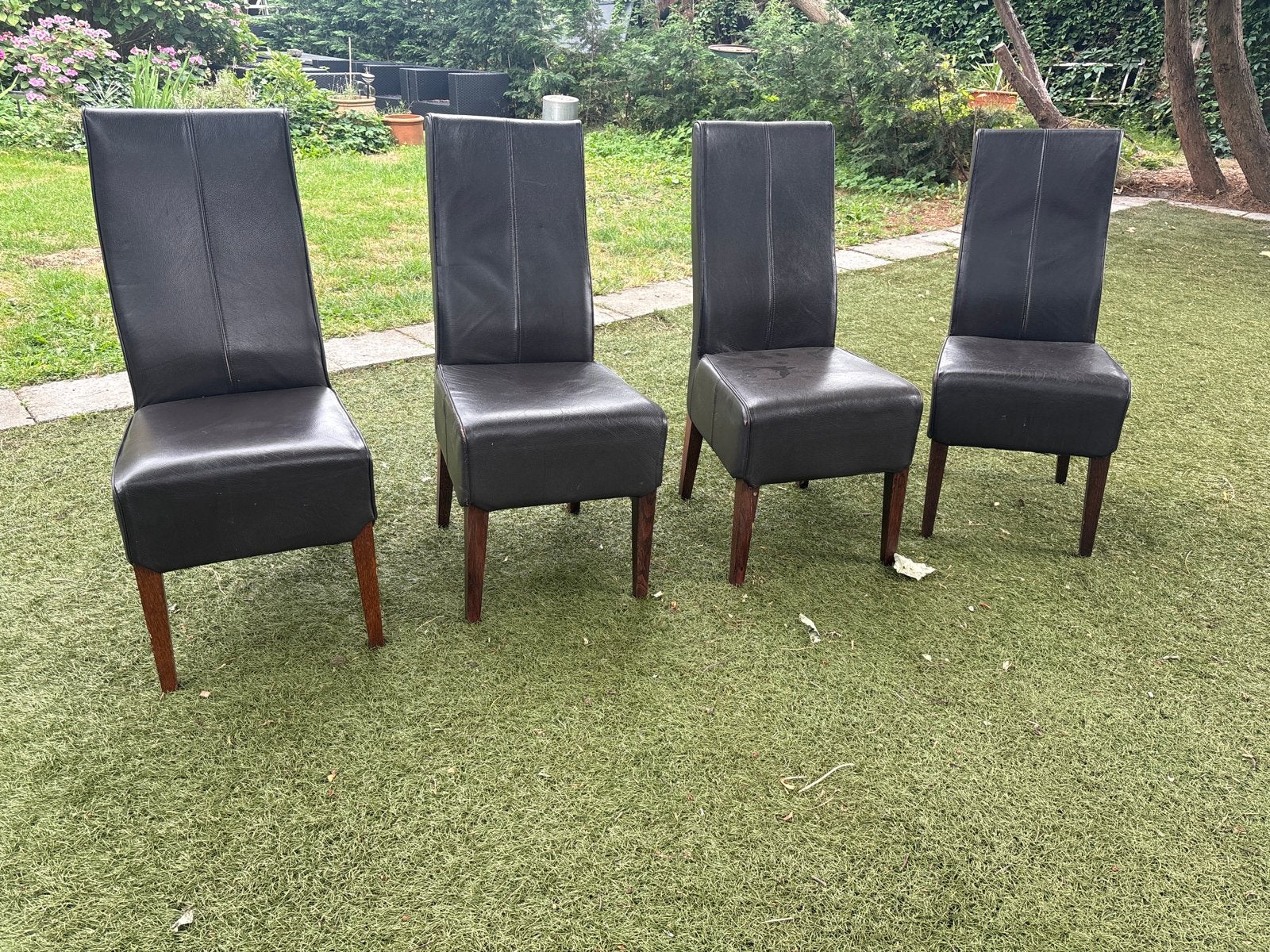 4 oude bruine stoelen van lederlook, Ophalen, Gebruikt, Bruin, Leer