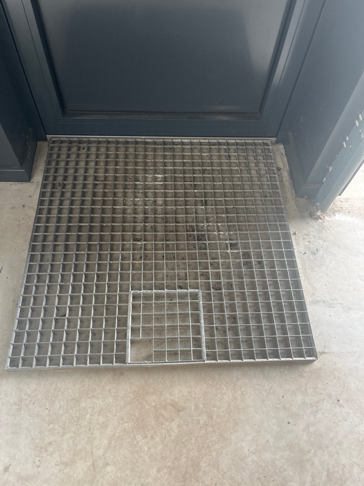 Schoonlooprooster 80x80x2,5 cm met luikje, Ophalen, Gebruikt