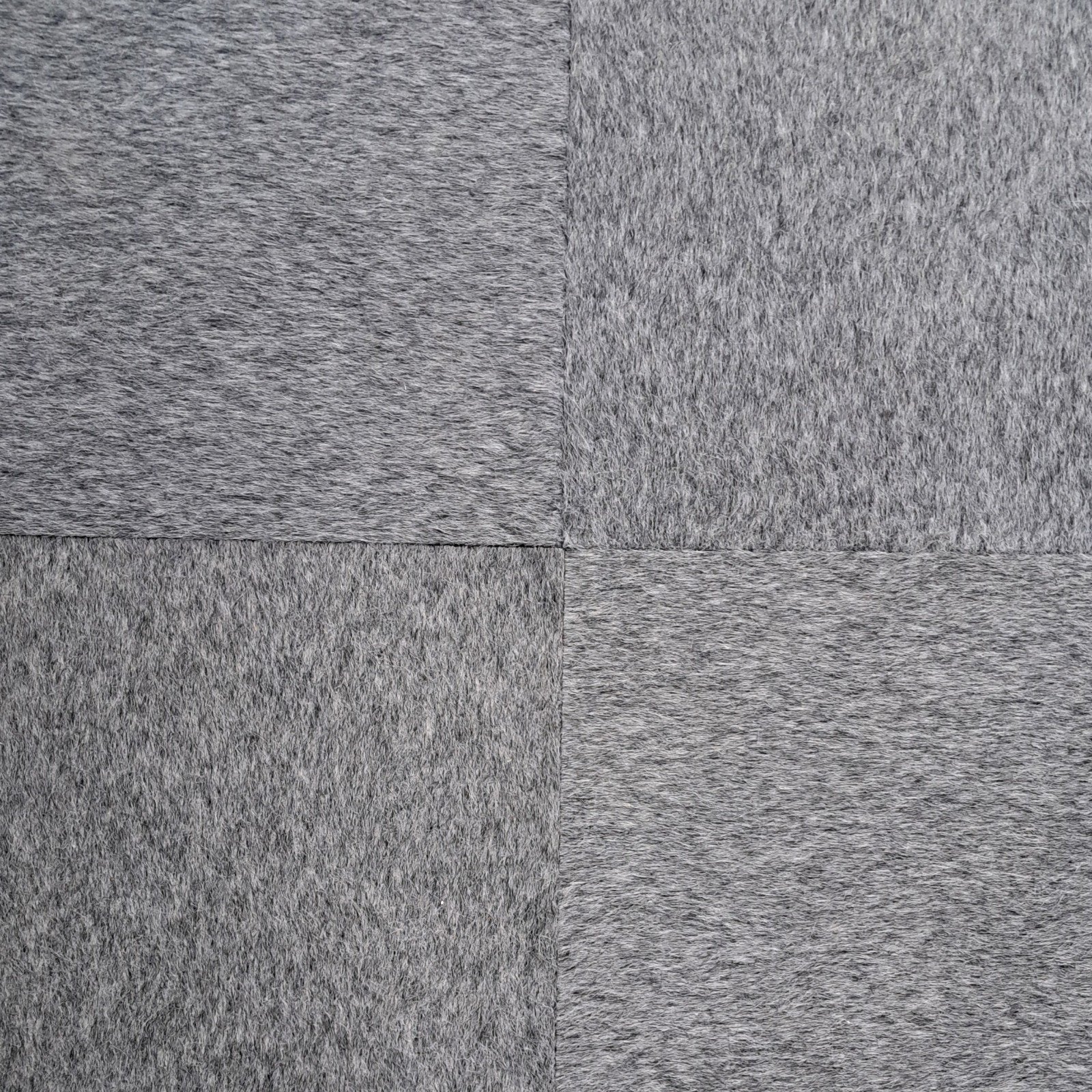 DESSO TAPIJT 50 X 50 GRIJS 100 vierkante meters, Huis en Inrichting, Stoffering | Tapijten en Kleden, Ophalen, 50 tot 100 cm, Vierkant