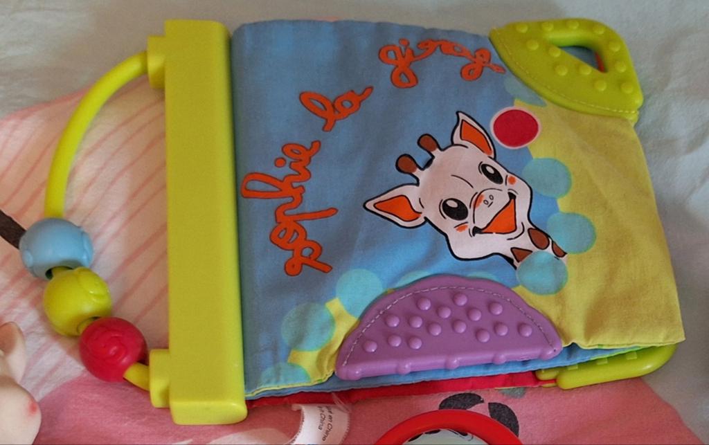 Franse Sofie La Giraf Sophie la Girafe babyboek zachte boek, Ophalen of Verzenden