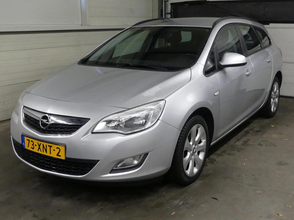Opel Astra Sports Tourer 1.4 Cosmo - Navigatie, Voorwielaandrijving, Euro 5, Gebruikt, 4 cilinders