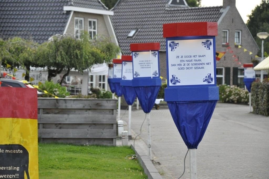 40 feestpalen te koop aangeboden, Ophalen, Gebruikt, Versiering, Overige