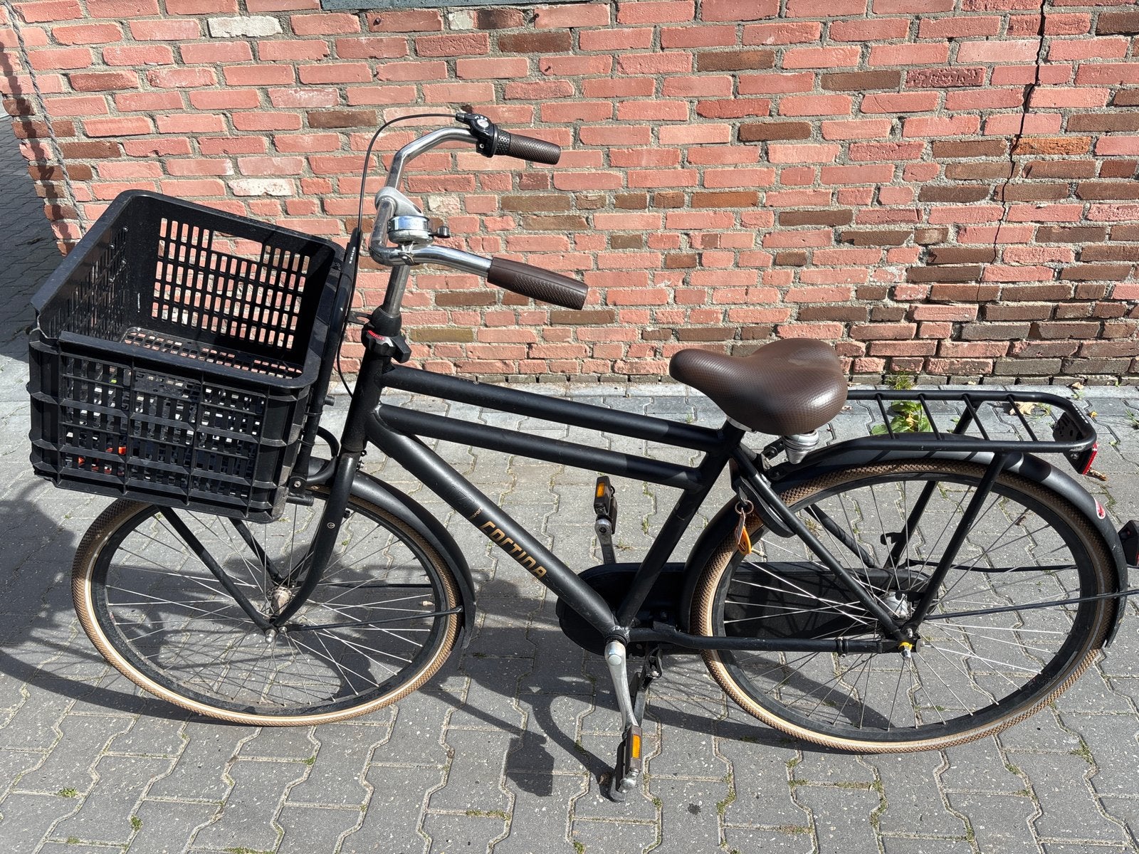 26 inch batavus meisjes en 28 inch cortina jongensfiets, Ophalen, Gebruikt