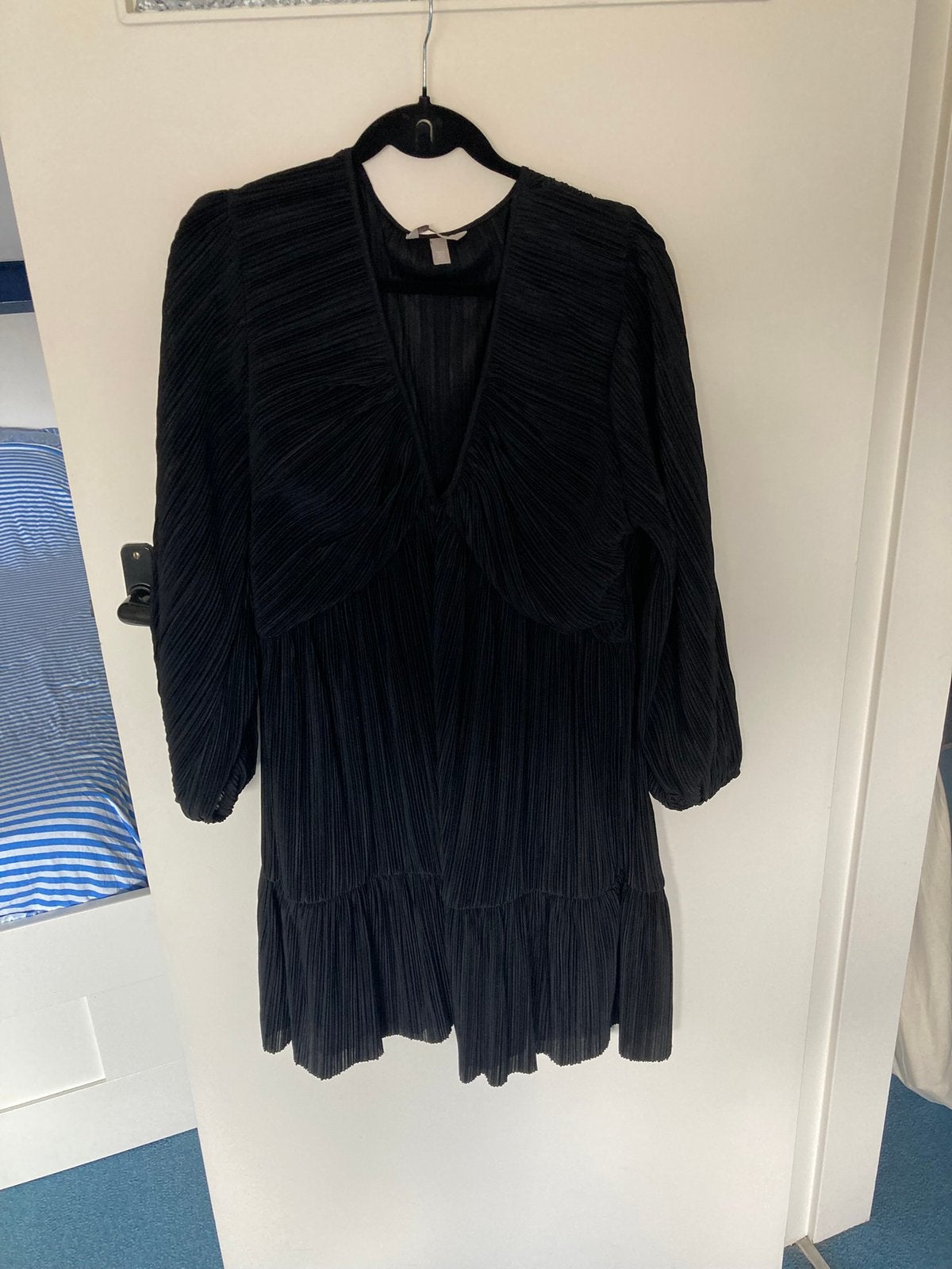 Zwart jurkje h&m maat xl, Zwart, Maat 42/44 (L), Ophalen of Verzenden, Zo goed als nieuw