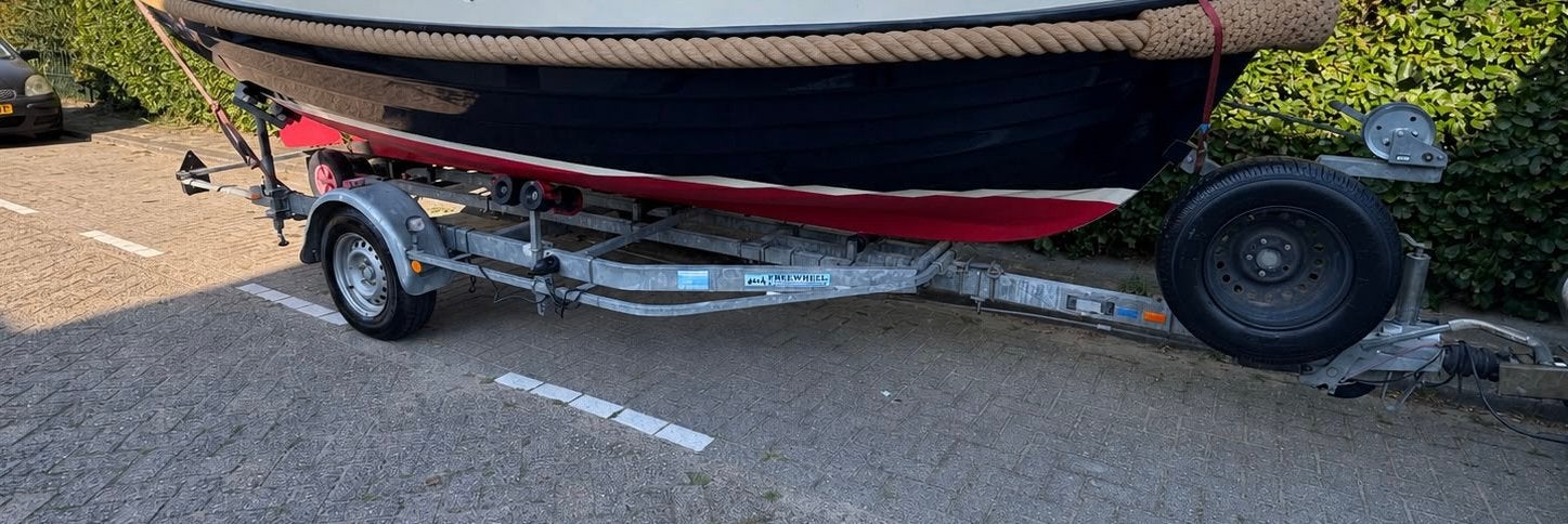 Freewheel boottrailer 1300kg compleet rijklaar, Watersport en Boten, Boottrailers, Ophalen, Minder dan 1500 kg, Gebruikt, Sloepentrailer