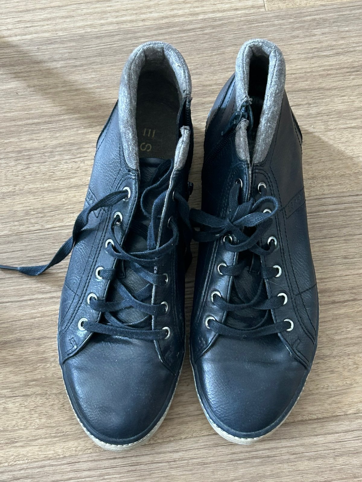 Sneakers van Esprit blauw maat 42, Ophalen of Verzenden, Zo goed als nieuw, Blauw, Sneakers of Gympen