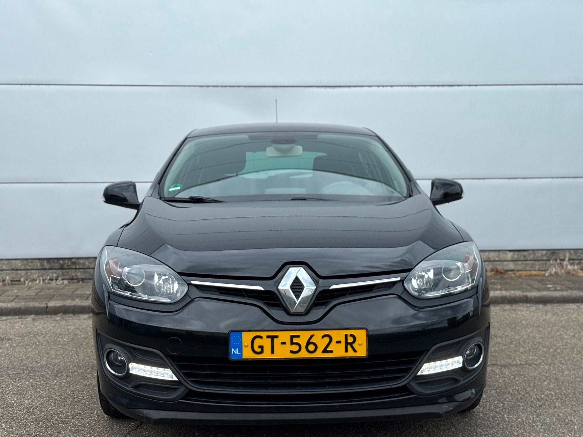 Renault Mégane 1.2 TCe Limited (bj 2015) Clima|Navi|Parkeer, Auto's, Voorwielaandrijving, Euro 5, Stof, Gebruikt