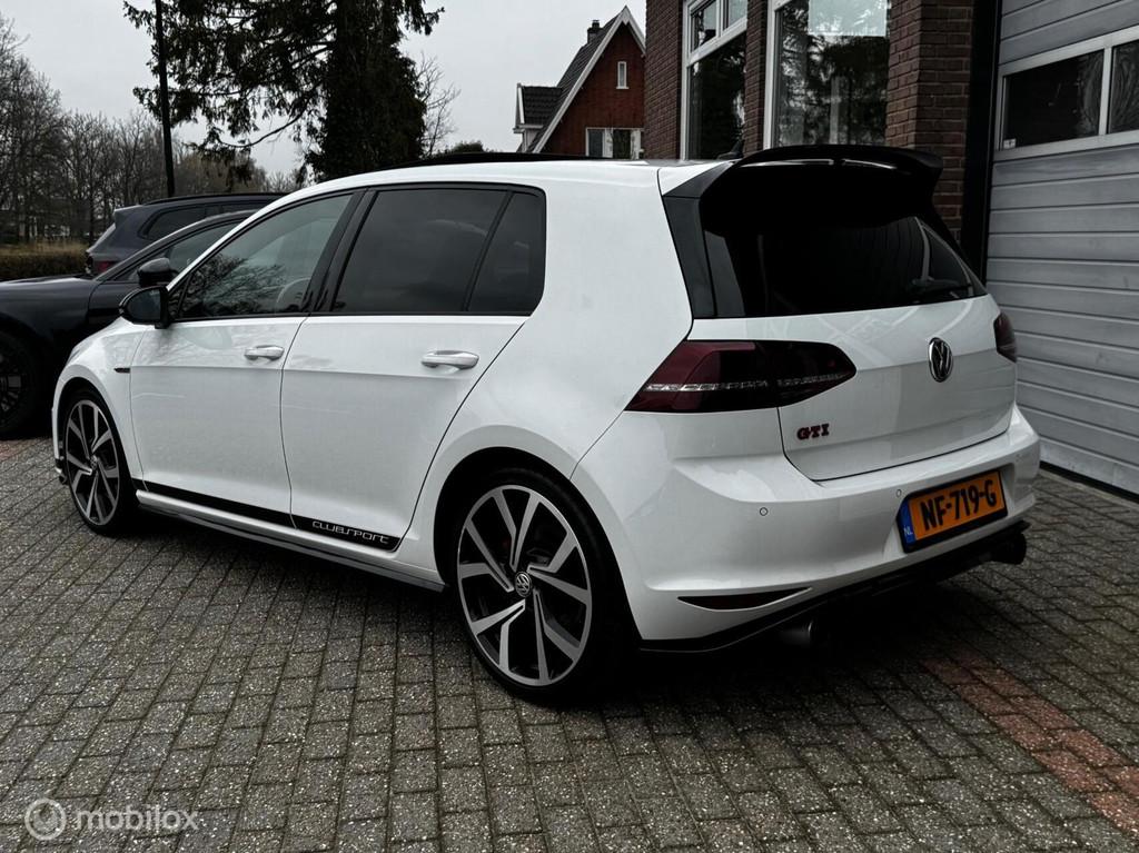 Volkswagen Golf 2.0 TSI GTI Clubsport PANO/NAVI/XENON/LED, Gebruikt, 4 cilinders, 1984 cc, Wit
