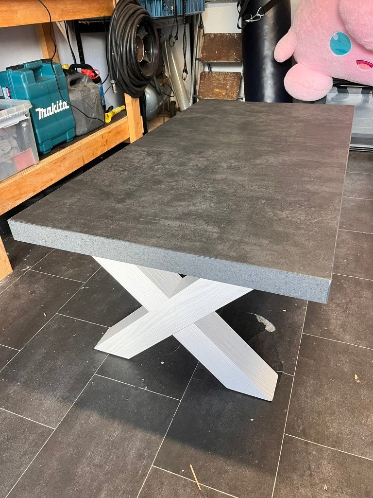 Salontafel met betonlook blad en houten X-poot, Huis en Inrichting, Gebruikt, 150 tot 200 cm, 50 tot 100 cm, Ophalen of Verzenden