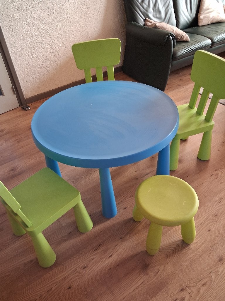 Kinderzitje tafel met 3 stoeltjes en krukje, Ophalen, Gebruikt, Tafel(s) en Stoel(en)