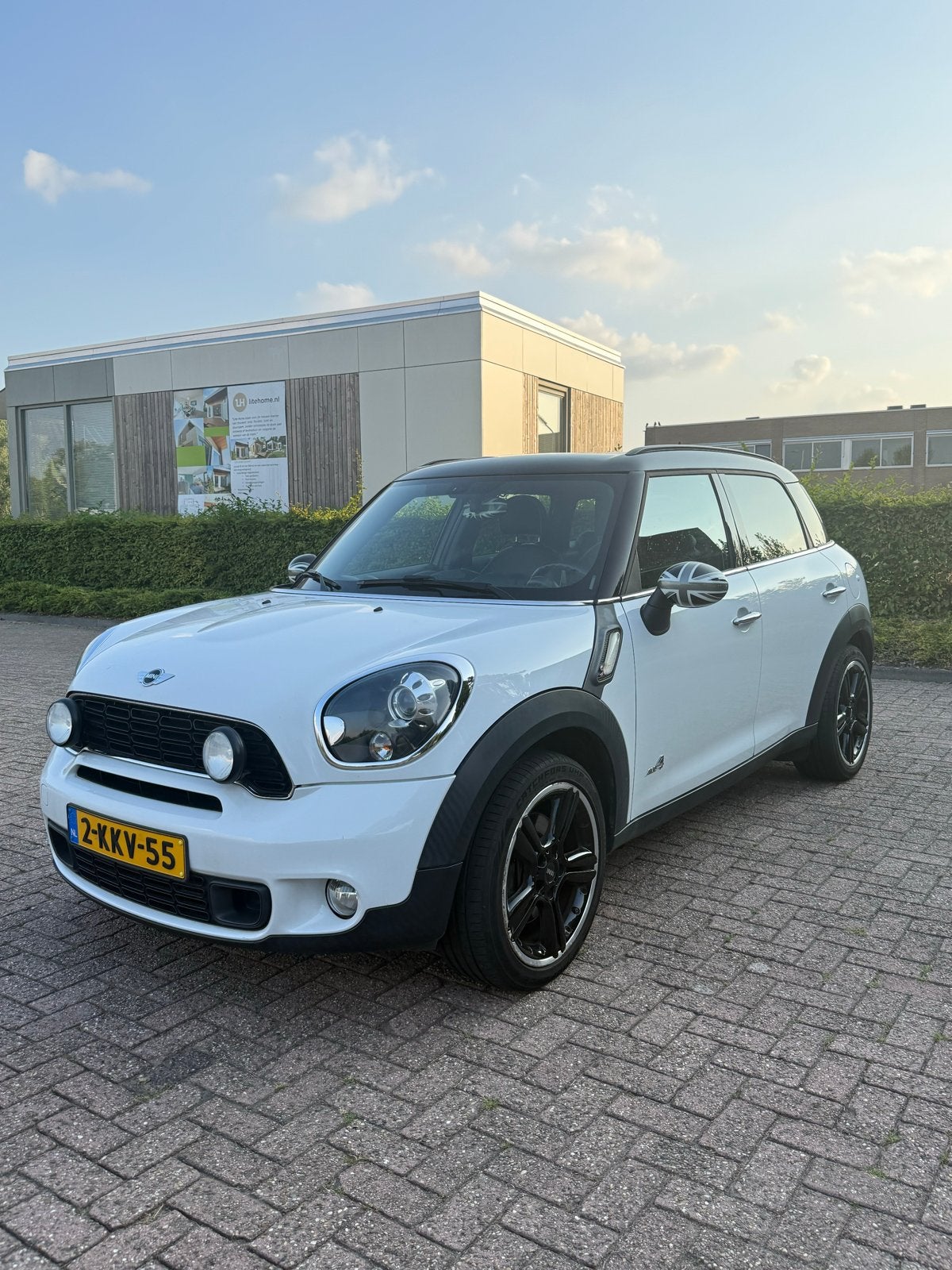 Mini Countryman 1.6 Cooper S All4 AUT 2013 |  Motorstoring, Auto's, Mini, 1380 kg, Wit, Origineel Nederlands, 75 €/maand