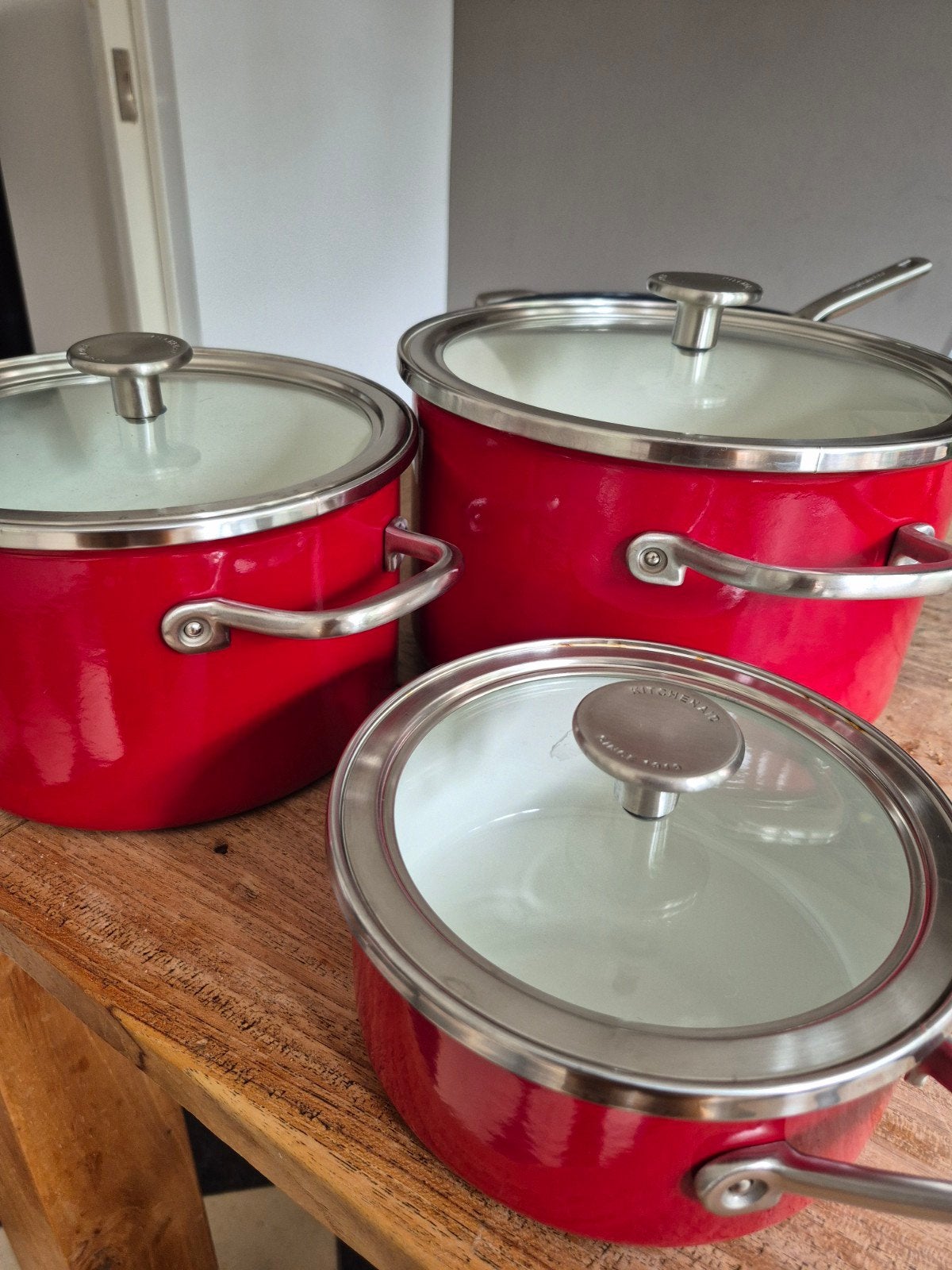 KitchenAid Set Kookpannen met Deksel - Inductie Geschikt, Huis en Inrichting, Keuken | Potten en Pannen, Ophalen, Rvs, Pannenset