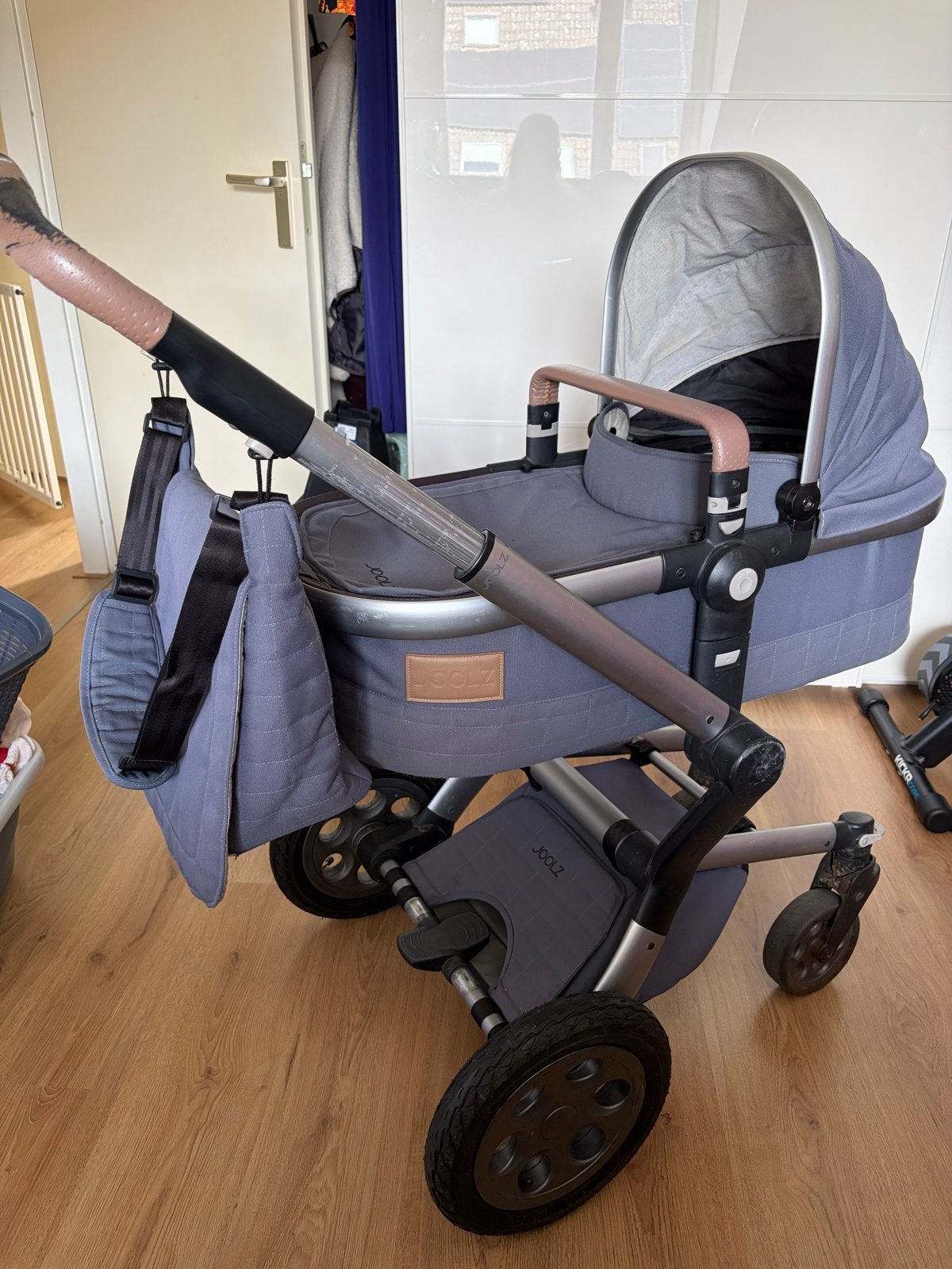 Joolz Day 2 Combiwagen - Grijs met reiswieg, Kinderen en Baby's, Kinderwagens en Combinaties, Ophalen, Gebruikt, Combiwagen, Met reiswieg