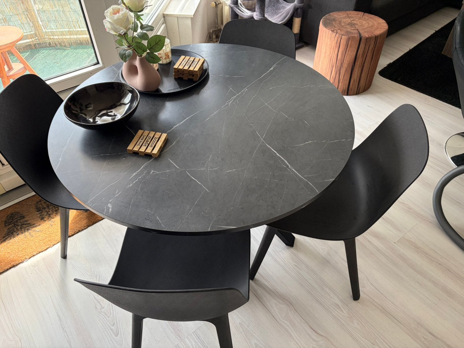 Eettafel (100cm) met vier stoelen (zgan), Ophalen, Gebruikt, 50 tot 100 cm, Rond