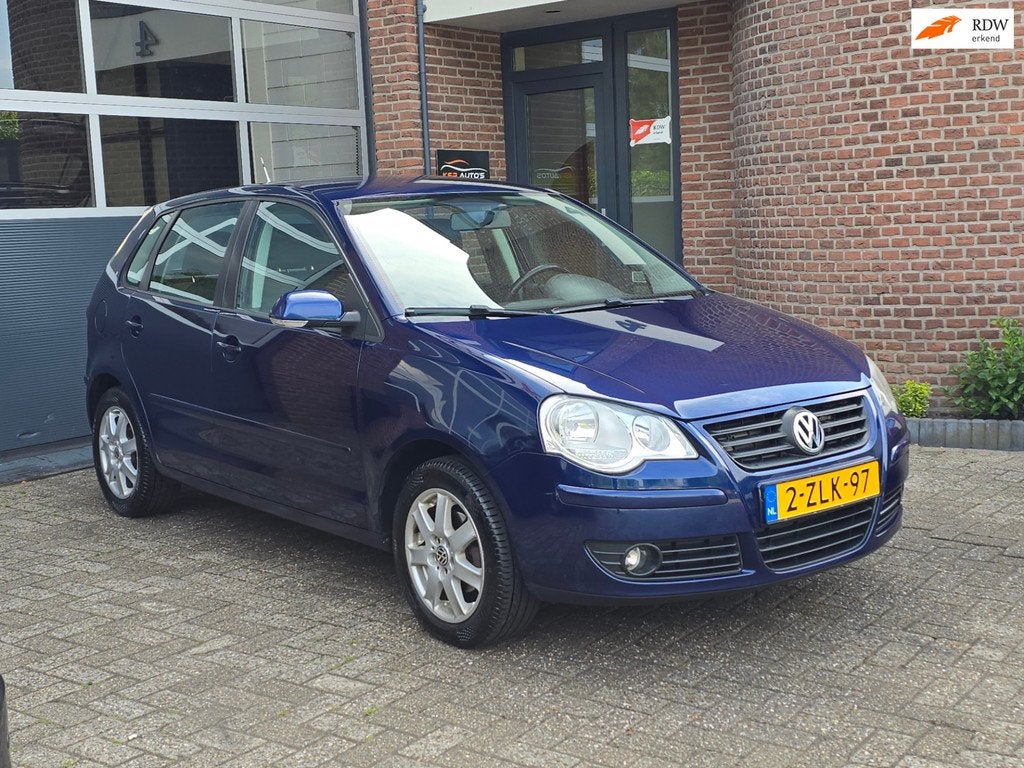 Volkswagen Polo 1.4-16V Comfortline 5DR |Airco |Apk |Trekhaa, Auto's, Voorwielaandrijving, 4 cilinders, Blauw, Bedrijf