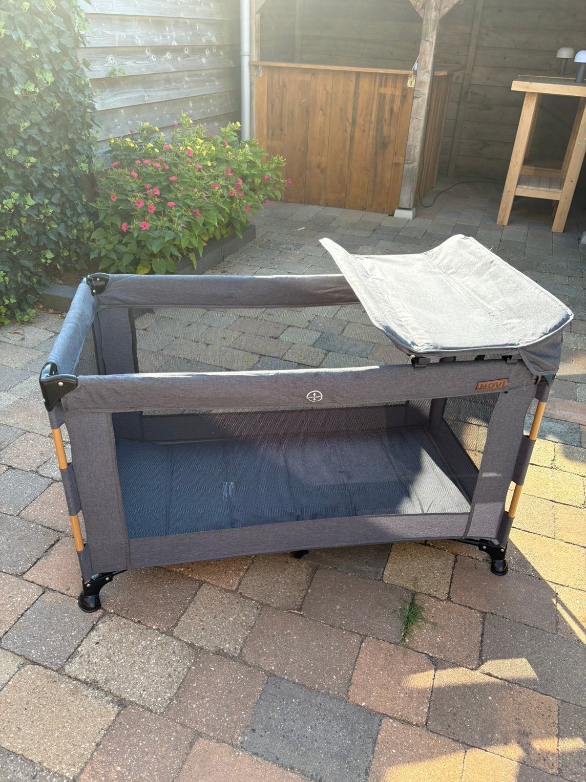 Novi campingbed, Ophalen, Reisbedje