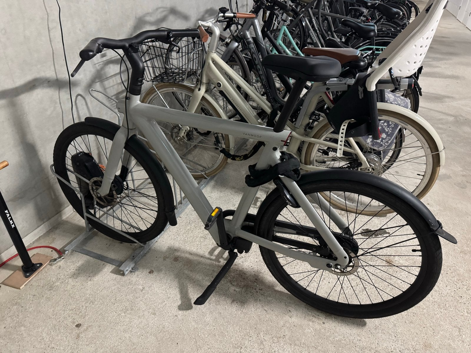 Zo goed als nieuwe Vanmoof S5 - Recent onderhoud!