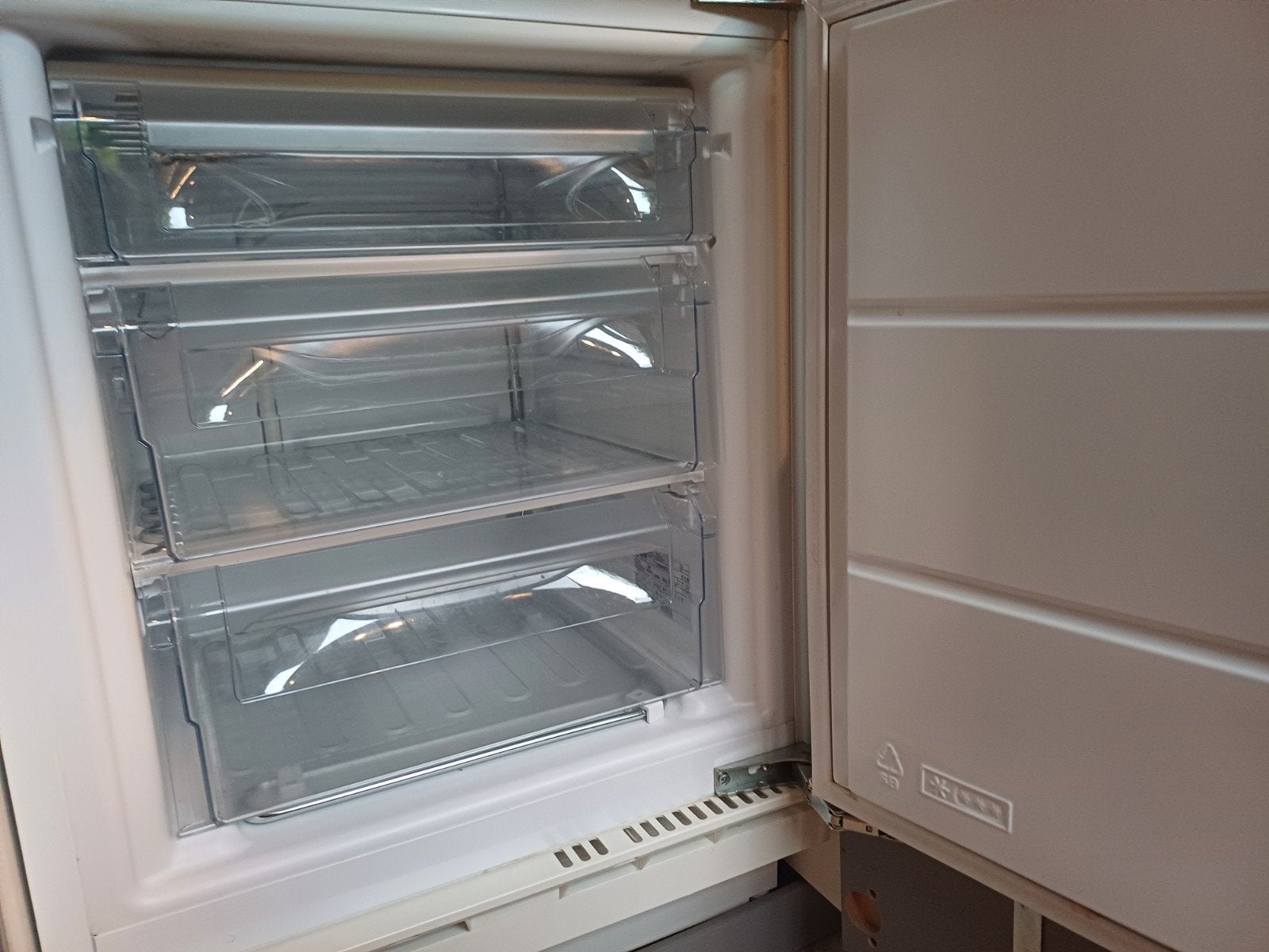 Vriezer, inbouw, Zo goed als nieuw, Inbouw, 60 tot 90 cm, Ophalen