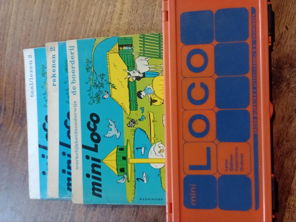 Mini loco met boekjes 2 sets, Ophalen of Verzenden