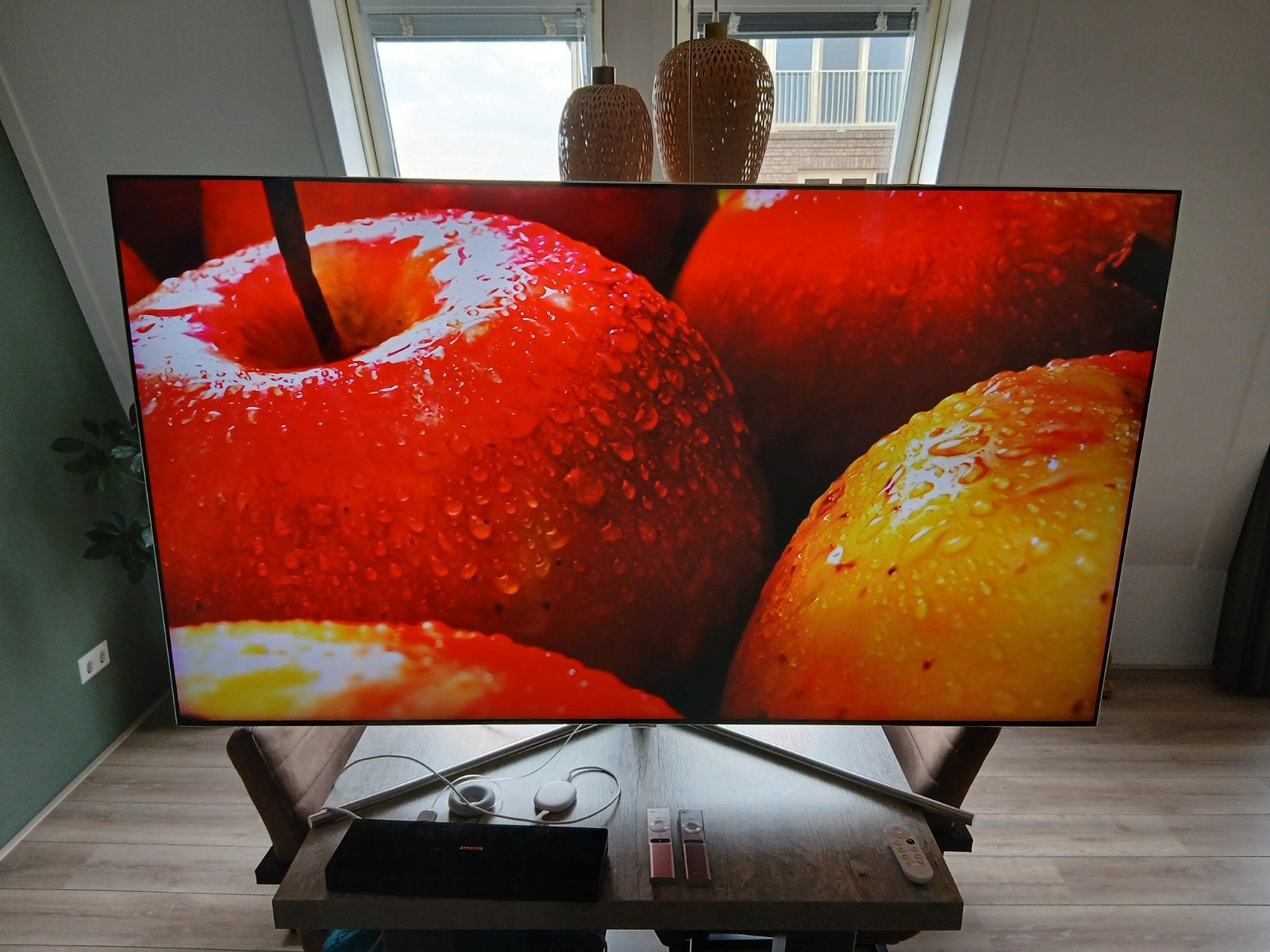 Samsung QE65Q7FAM 65 inch QLED TV met One Connect Box, Ophalen