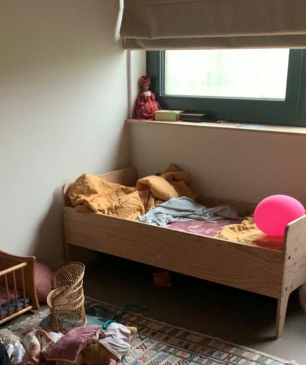 Piet Hein Eek junior bed, Kinderen en Baby's, Kinderkamer | Bedden, Gebruikt, 70 tot 85 cm, Matras, 140 tot 160 cm