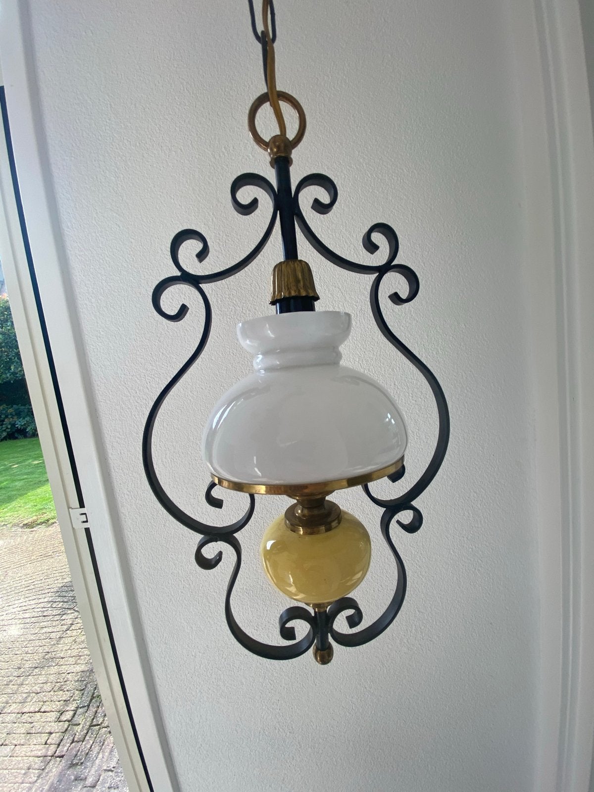 Antieke Hanglamp met Smeedijzer en Glas, Antiek en Kunst, Ophalen of Verzenden