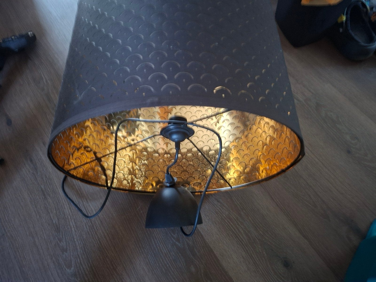 Ikea hanglamp zwart met goud, Ophalen