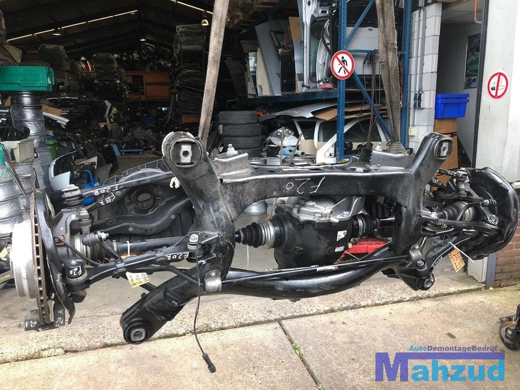 BMW 1 serie F20 F21 compleet achteras subframe, Auto-onderdelen, Petuelring 130
80788  Munich, DE, Gebruikt, Info@bmw.de, Ophalen of Verzenden