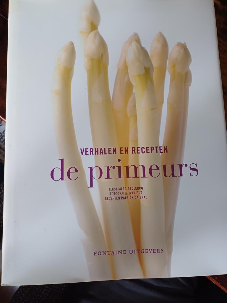 Verhalen en Recepten de Primeurs - Kookboek, Hoofdgerechten, Ophalen of Verzenden, Zo goed als nieuw, Overige gebieden
