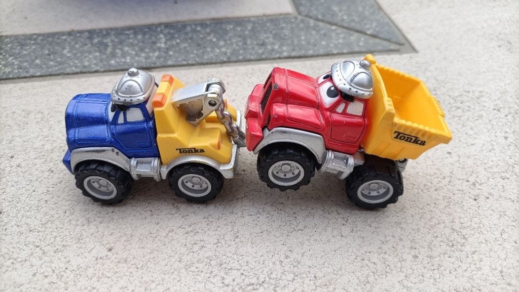 2 leuke tonka wagentjes auto s, Kinderen en Baby's, Ophalen of Verzenden, Nieuw
