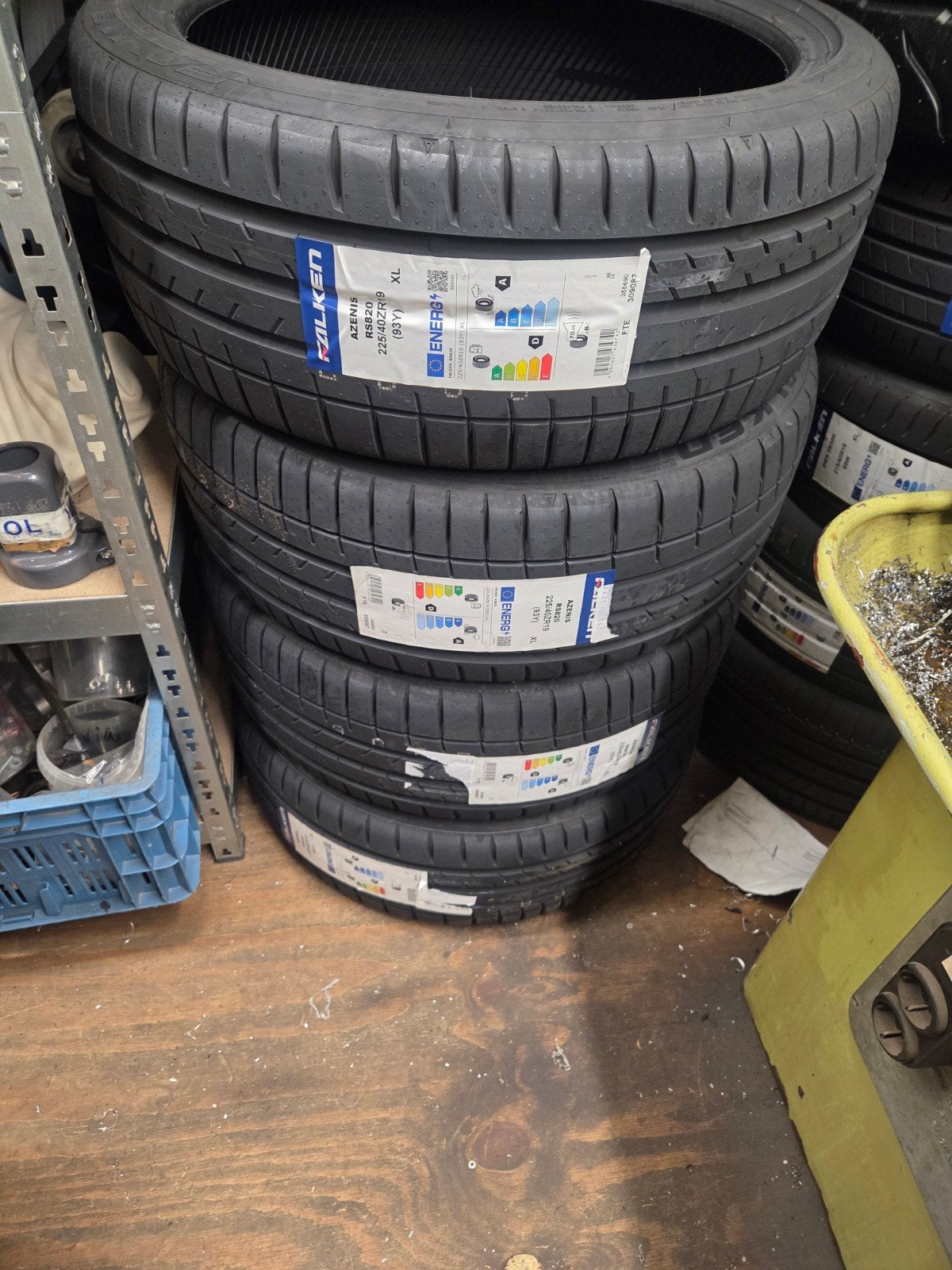 4x Falken Azenis RS820 225-40ZR19 93Y nieuw DOT 2026, Auto-onderdelen, 19 inch, Nieuw, Ophalen of Verzenden, Band(en)