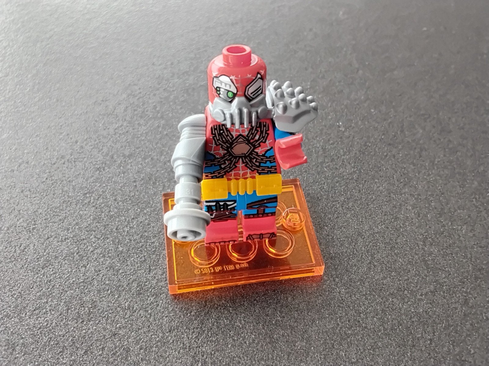 LEGO Cyborg Spider-Woman minifiguur, Ophalen of Verzenden, Zo goed als nieuw, Overige merken